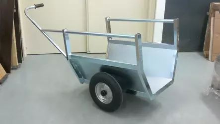 Rengastalo Putkikärry RT 310 – Kotimainen, 400 kg, Isot Ilmakumipyörät, 10v Takuu - Erikoisvaunut - 93101421 - 2